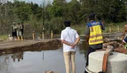 Respon Cepat Gubernur Agustiar Sabran Pastikan Percepatan Perbaikan Jalan Putus Kereng Pangi–Sampit