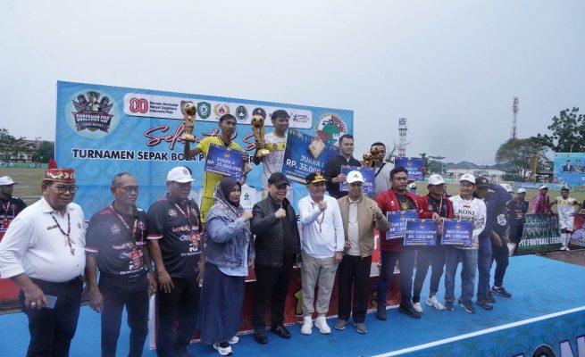 Gubernur Agustiar Sabran Tutup Gubernur Cup Zona Barat: Sepak Bola Satukan Semangat Kebersamaan