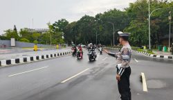 Unit Turjawali Satlantas Palangka Raya Jaga Kelancaran Arus di Bundaran Besar dan Jalan Utama Kota