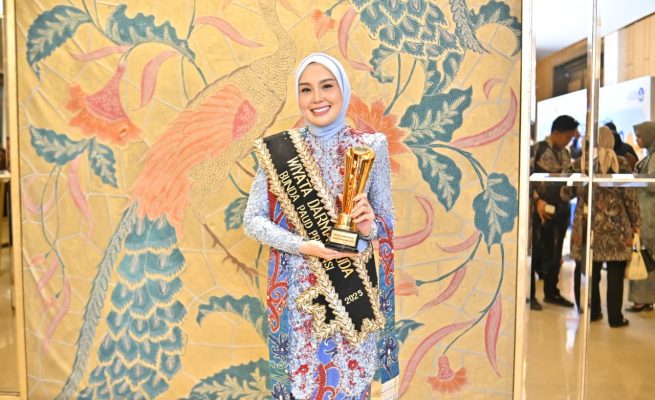 Aisyah Thisia Agustiar Sabran Dianugerahi Bunda PAUD Wiyata Dharma Muda Usai Tunjukkan Dedikasi pada Pendidikan Anak Usia Dini