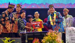 Gubernur Agustiar Resmi Buka Pesparani Katolik Kalteng dan Tegaskan Pentingnya Harmoni dalam Keberagaman Kalteng