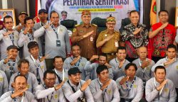 Buka Pelatihan ISPO, Asisten Ekbang Herson Tegaskan Komitmen Pemprov Kalteng Dorong Sawit Berkelanjutan