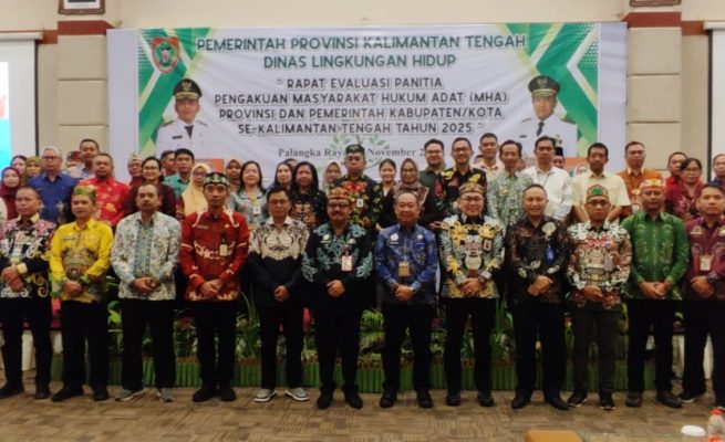 Pemprov Kalteng Perkuat Pengakuan dan Perlindungan Masyarakat Hukum Adat Dayak Lewat Rapat Evaluasi Bersama Kabupaten/Kota