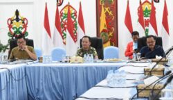 Gubernur Agustiar Tegaskan Komitmen Realisasikan Kartu Huma Betang Sejahtera, Sinkronkan Data Bantuan Sosial Jelang Peluncuran Awal 2026