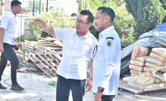 Wali Kota Fairid Pantau Langsung Proyek Puskesmas hingga Sekolah, Pastikan Layanan Dasar Masyarakat Meningkat Signifikan