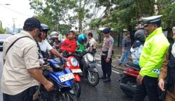 Razia Pajak Kendaraan di Depan Stadion Sanaman Mantikei, 40 lebih Kendaraan Terjaring Menunggak Pajak dari 433 yang Diperiksa