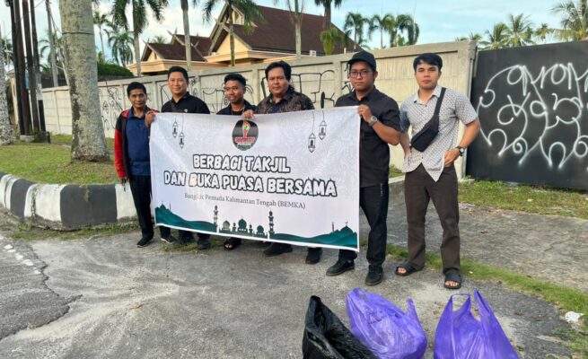 Maknai Bulan Suci Ramadan, BEMKA Menggelar Berbagi Takjil dan Buka Puasa Bersama