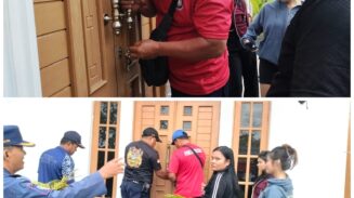 Aksi Sigap Tim Rescue Damkar Palangka Raya, Bantu Tiga Mahasiswi yang Terkunci di Luar Rumah di Jalan G Obos XXI