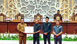 Wagub Kalteng Edy Pratowo Sampaikan LKPj 2025 di Paripurna DPRD, Paparkan Capaian Pembangunan Daerah