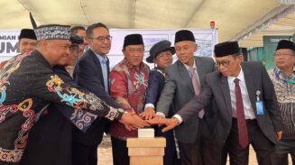 UMPR Gelar Wisuda 2026 dan Groundbreaking Hall Berkapasitas 7.000 Orang, Wagub Dorong Lahirnya SDM Unggul dan Wirausaha Muda