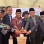 UMPR Gelar Wisuda 2026 dan Groundbreaking Hall Berkapasitas 7.000 Orang, Wagub Dorong Lahirnya SDM Unggul dan Wirausaha Muda