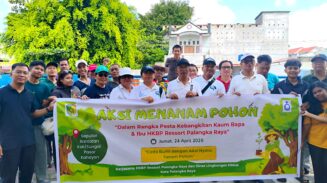 Jaga Ekologi, HKBP Resort Palangka Raya Hijaukan Pasar Kahayan dengan Penanaman Pohon