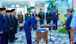 Dari Lurah Terinovatif Kobar Menuju Biro Umum Provinsi: Rangga Lesmana Resmi Dilantik Gubernur Kalteng di Istana Isen Mulang