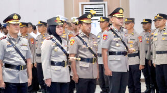 Sertijab Dipimpin Kapolda Kalteng, Karorena, Karo Logistik, dan Kabidkum serta 3 Kapolres Resmi Berganti