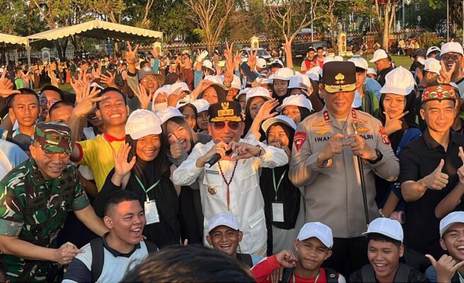 Gubernur Agustiar Sabran Motivasi Puluhan Ribu Siswa Baru Kalteng dalam Apel Perdana Penguatan MPLS 2026