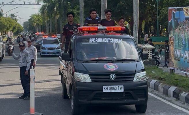Perkuat Sinergi, Puluhan Relawan Damkar Palangka Raya Gelar Konvoi Kesiapsiagaan Kebakaran