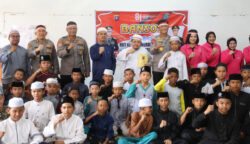 Sambut HUT ke-81 RI, Kapolda Kalteng Salurkan Bantuan Sembako ke Empat Panti Asuhan di Palangka Raya