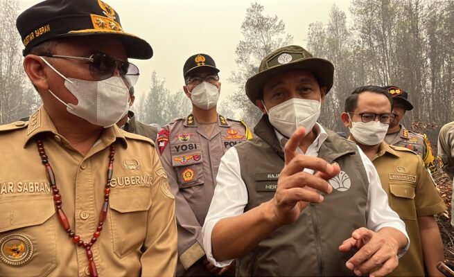 Jawab Kritik dan Desakan Mundur, Menhut Raja Juli Antoni Sampaikan Respons Tegas Saat Tinjau Karhutla Taman Nasional Sebangau