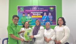 Yuliana Dewi Aklamasi Pimpin Perempuan Bangsa PKB Palangka Raya, Rusdiansyah Harap Perempuan Makin Berperan