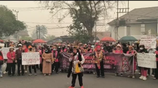 Garda Gelar Aksi Damai di Kantor Gubernur Kalteng, Nyatakan Dukungan kepada Pemerintah, TNI, Polri, dan Relawan Tangani Karhutla