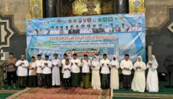 Istighosah Hari Santri 2026, Gubernur Kalteng Salurkan Bantuan Pangan untuk Warga Terdampak Karhutla